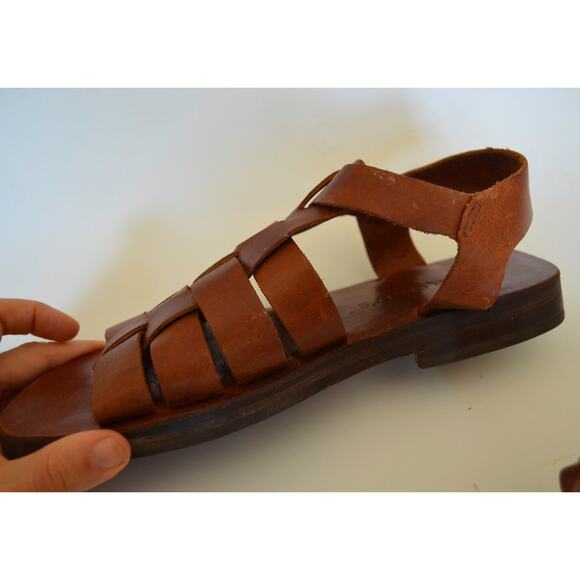 T Strap Leather Woven Fisherman Sandals Size 9M